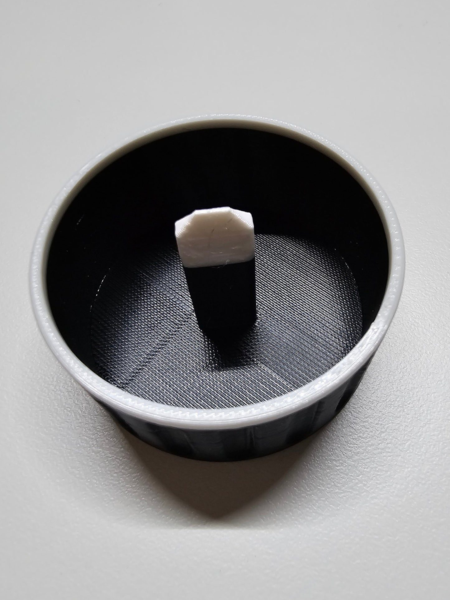 Black Base White Tip - Knight Tux (Pill Pop)