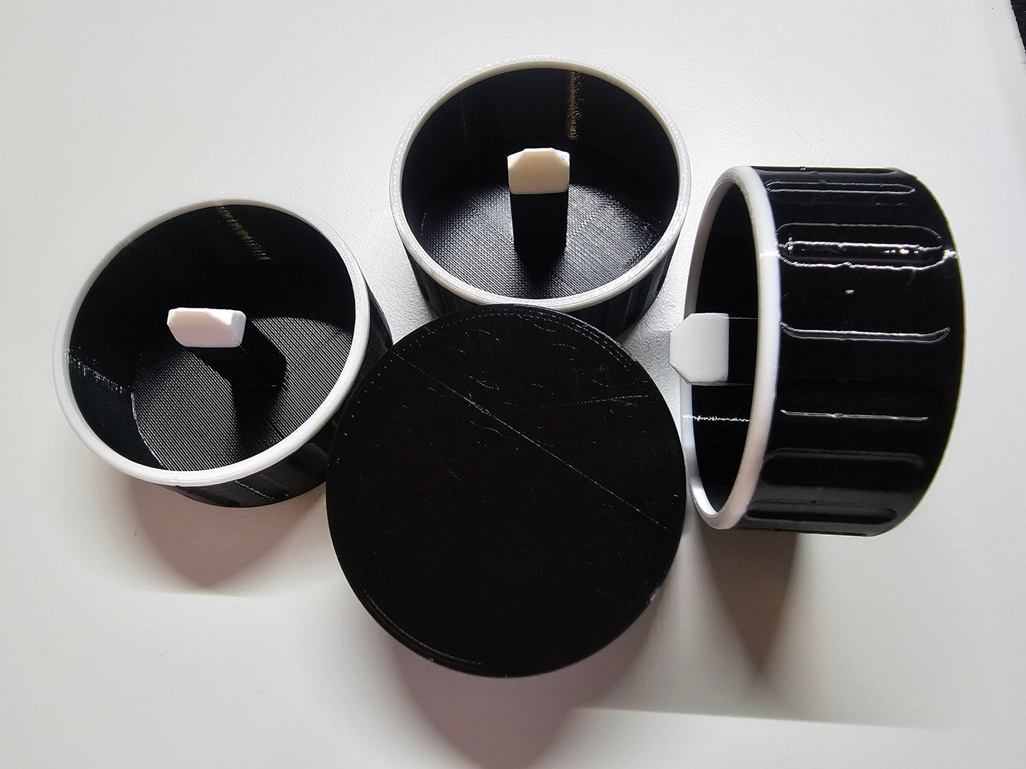 Black Base White Tip - Knight Tux (Pill Pop)